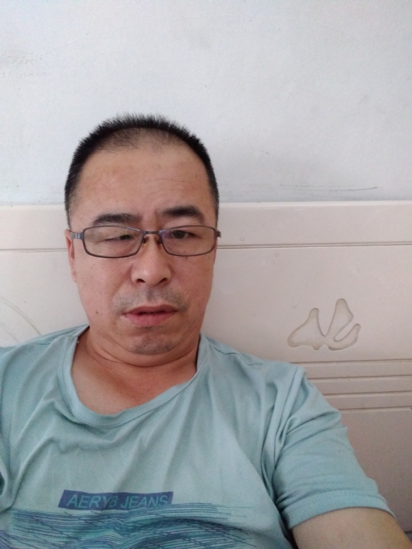 大叔的第一张照片--长泰交友网