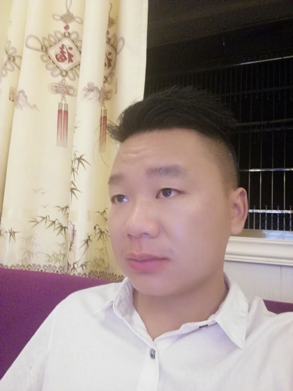 王梓林的第一张照片--长泰交友网