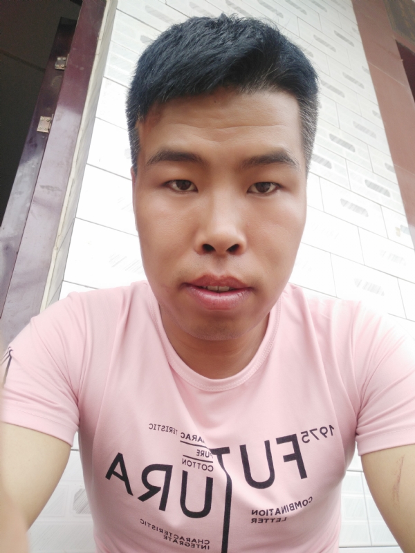 守护爱情的第一张照片--长泰交友网