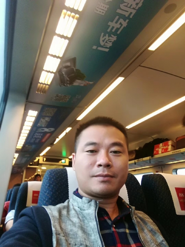 等爱的人的第一张照片--长泰交友网