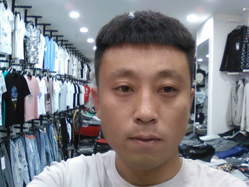 冰冷的心的第二张照片--长泰交友网