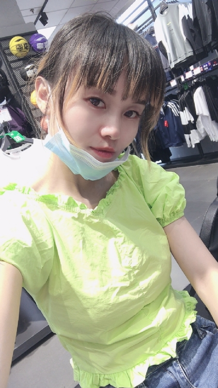 婀娜袅袅的第一张照片--长泰交友网