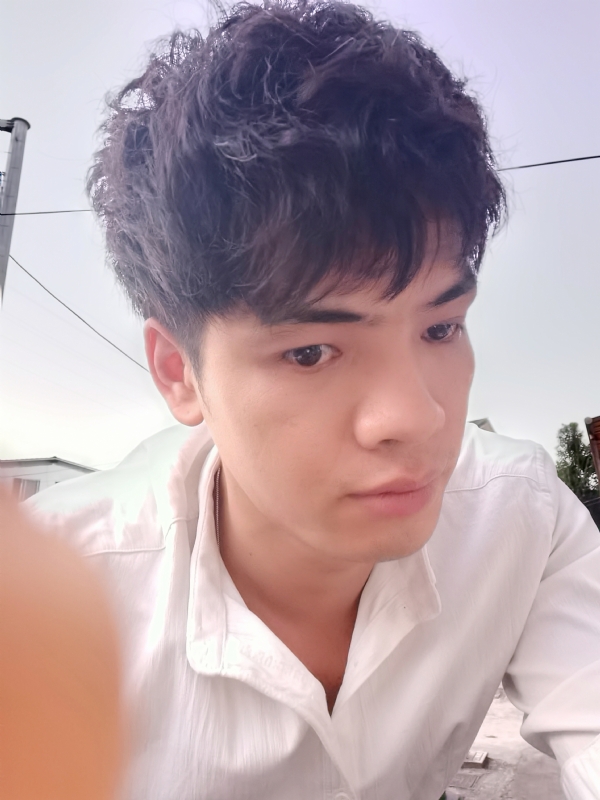 幕后老板的第三张照片--长泰交友网