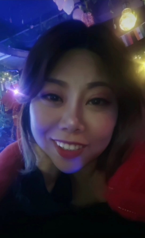 收快递的费仙女的第一张照片--长泰交友网