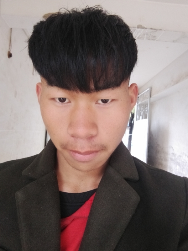 少年不在少的第一张照片--长泰交友网