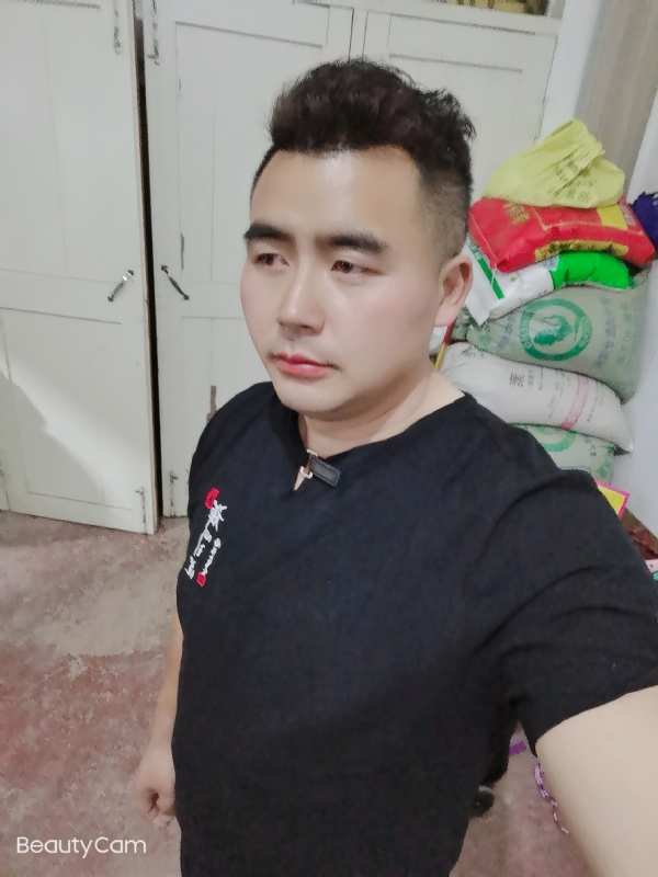 阿杰的第一张照片--长泰交友网