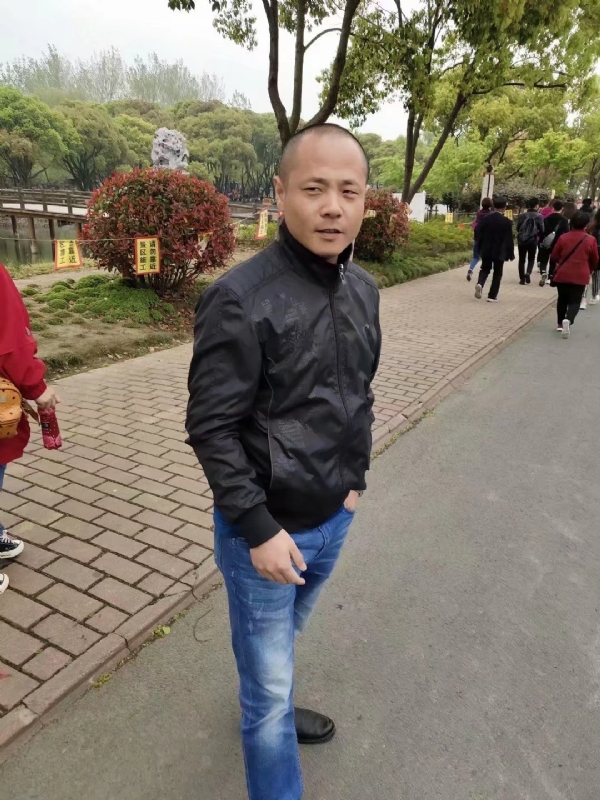 傻子的第一张照片--长泰交友网
