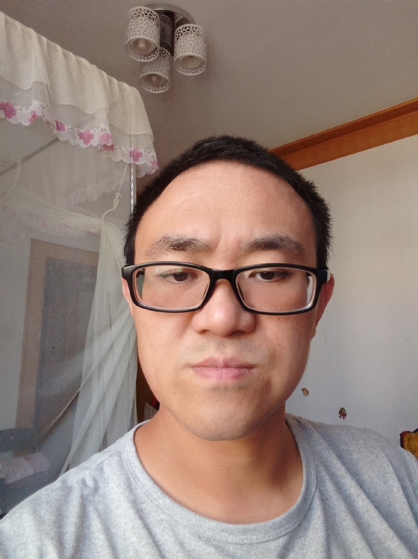 小涨常鸿的第一张照片--长泰交友网