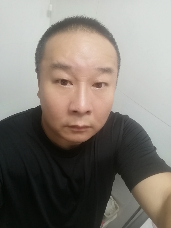一束光的第一张照片--长泰交友网