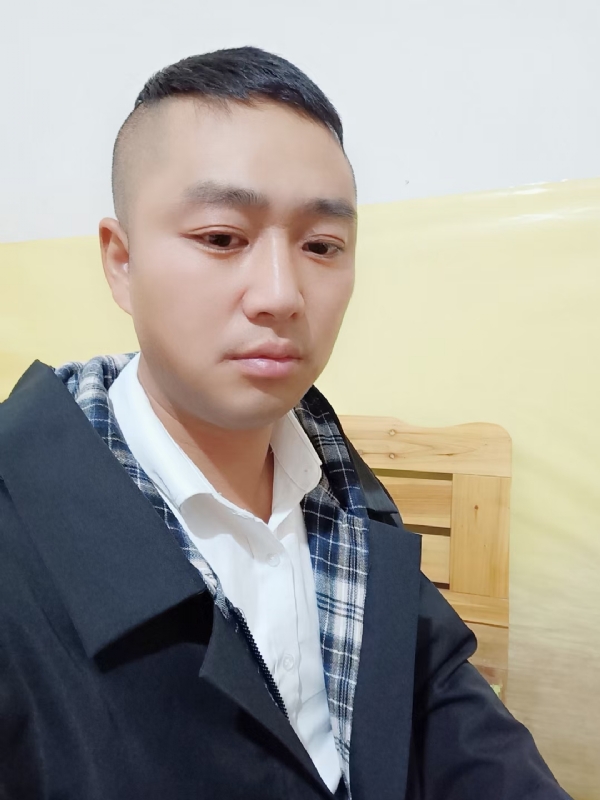 小天的第一张照片--长泰交友网
