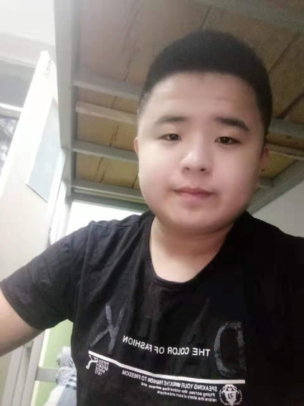 打小就爱淘气的第一张照片--长泰交友网