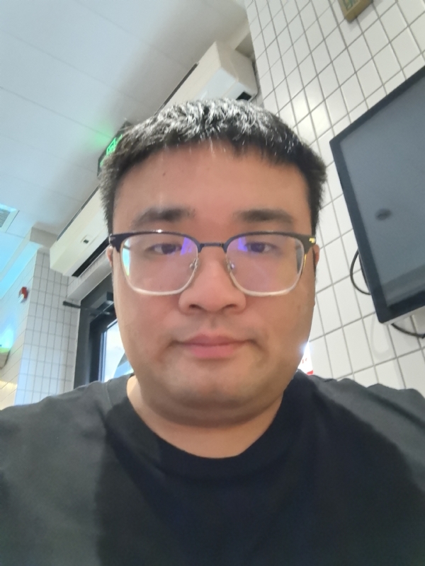 君临天下的第三张照片--长泰交友网