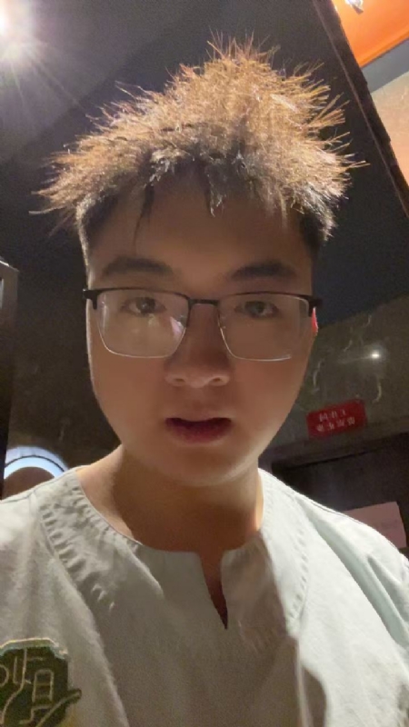 成熟稳重的男士的第一张照片--长泰交友网