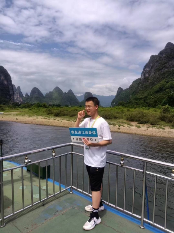 决胜时刻的第三张照片--长泰交友网