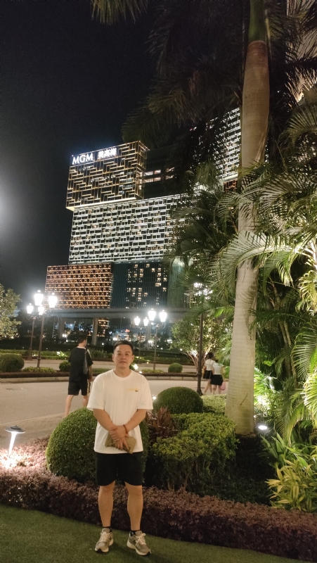 熟悉的身影的第一张照片--长泰交友网